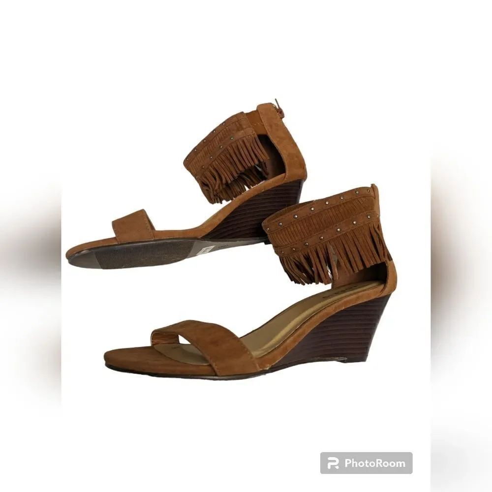 Cognac fringe ankle sandal